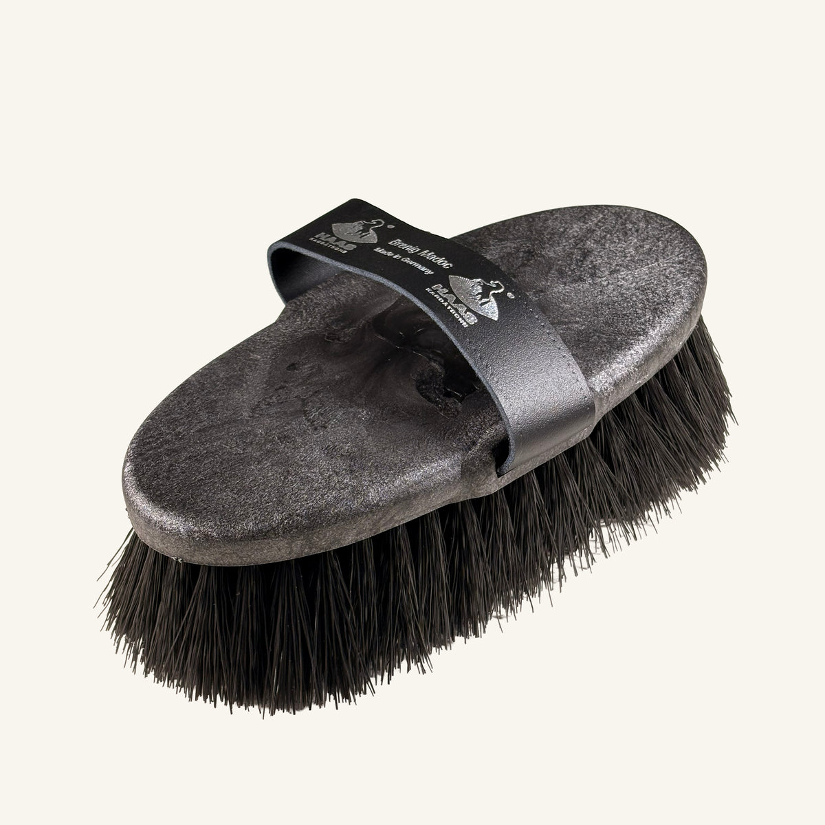 Haas Brenig Madoc body brush for horses size XL