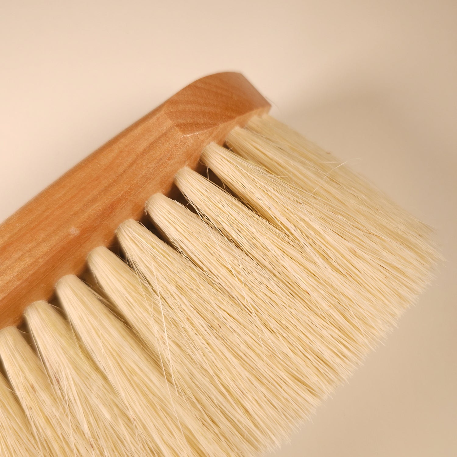 Horse Dandy Brush – Soft, Long Tampico Bristle